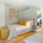 Whome Top-Floor Studio In Prime Location