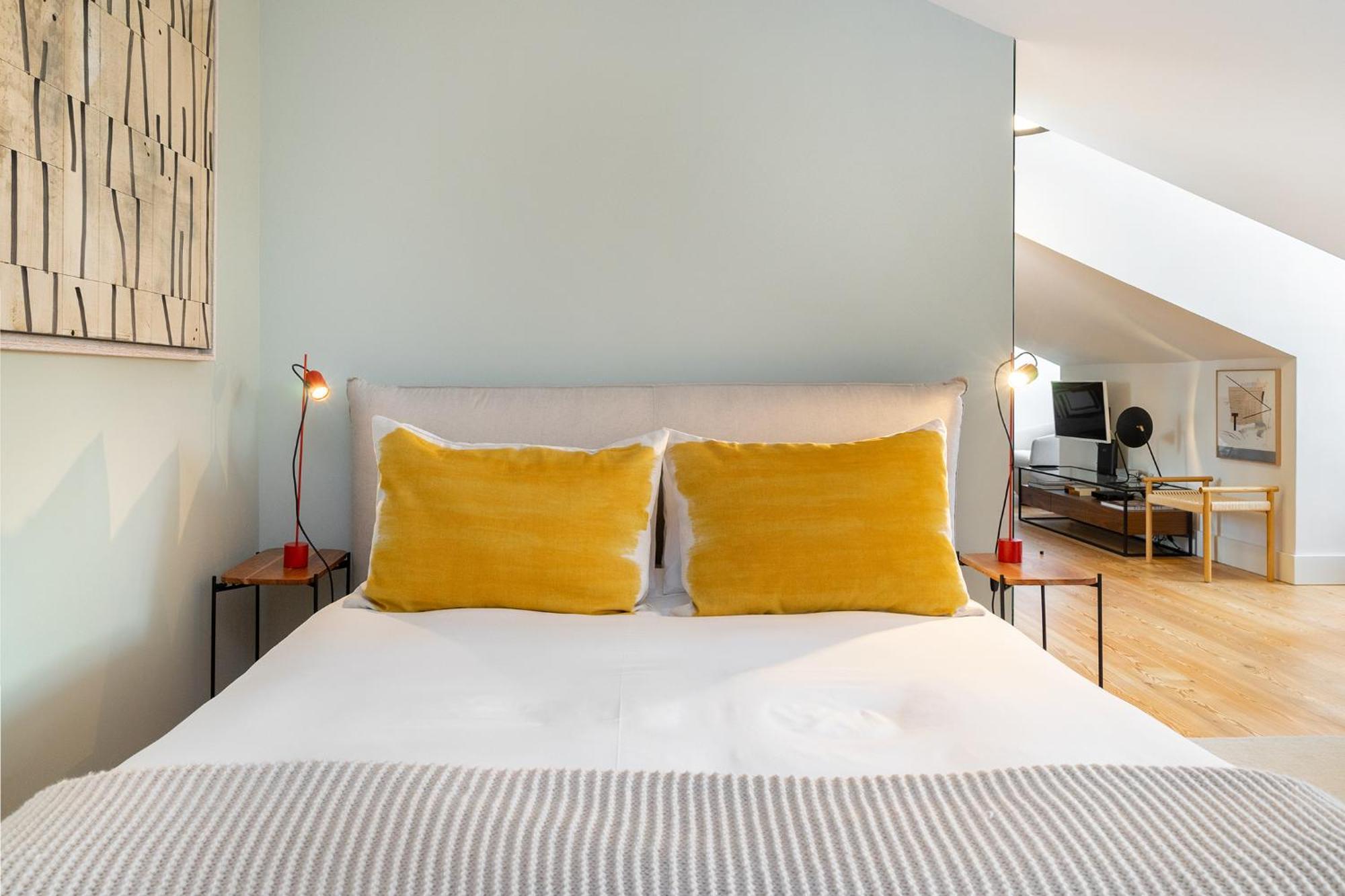 Whome Top-floor In Prime Location * Lissabon
