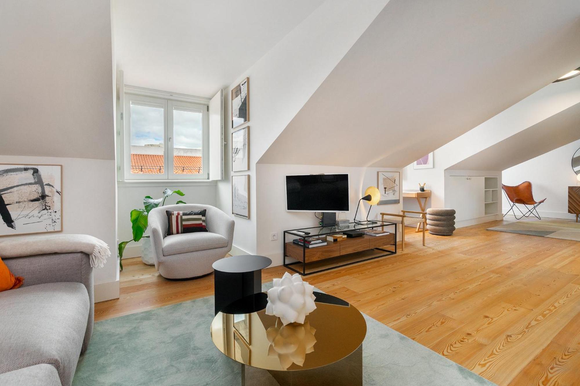 Whome Top-floor In Prime Location * Lissabon